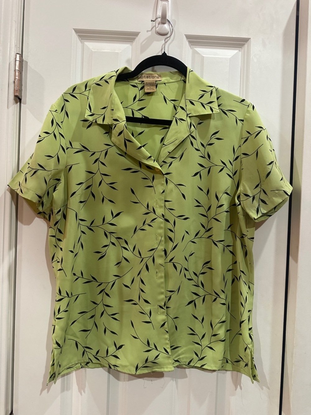 NEW Notations Light Green Blouse with Black Leaf Print size L